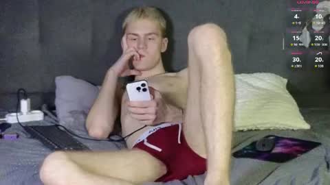 Snapshot of tommy_crash chatting on 8, 7, 2026 Tommy online show from 8, 7, 2026