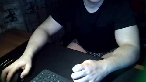 Tommi Li online show from 6, 1, 2025