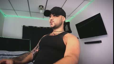 Snapshot of tommy_sccott chatting on 21, 2, 2026 tommy_sccott online show from 21, 2, 2026