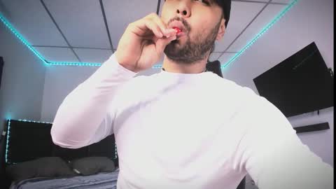 Snapshot of tommy_sccott chatting on 27, 2, 2026 tommy_sccott online show from 27, 2, 2026