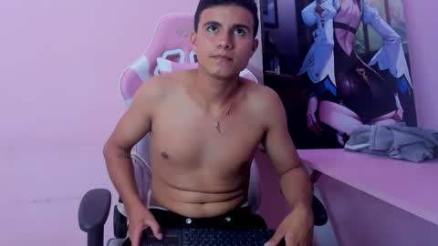 Tom online show from 6, 4, 2026