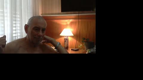 Snapshot of tommylecock chatting on 18, 9, 2025 tommylecock online show from 18, 9, 2025