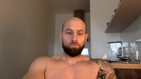 Thomas Fit online show from 10, 12, 2024