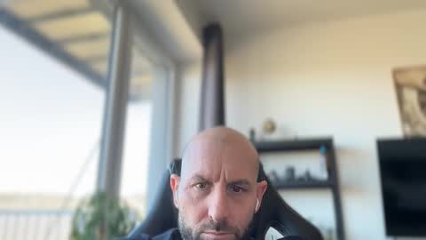 Thomas Fit online show from 8, 4, 2026