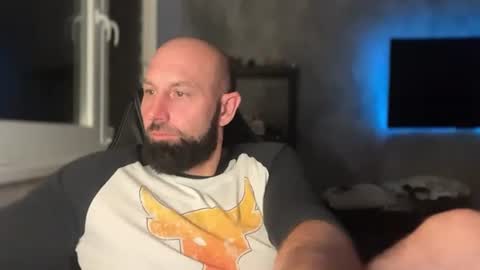 Snapshot of tommyx01 chatting on 23, 7, 2026 Thomas Fit online show from 23, 7, 2026