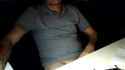 Snapshot of tomtom02029 chatting on 15, 1, 2025 Tom online show from 15, 1, 2025