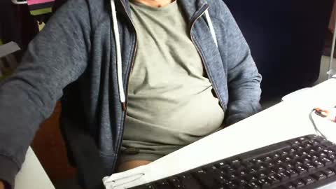 Snapshot of tomtom02029 chatting on 22, 9, 2025 Tom online show from 22, 9, 2025