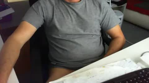 Tom online show from 6, 11, 2025