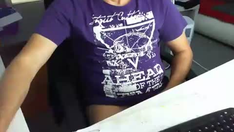 Tom online show from 8, 11, 2025