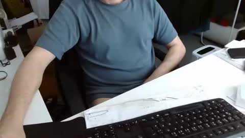 Tom online show from 19, 3, 2026