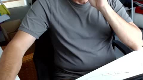 Snapshot of tomtom02029 chatting on 10, 6, 2026 Tom online show from 10, 6, 2026