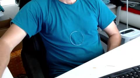 Snapshot of tomtom02029 chatting on 11, 7, 2026 Tom online show from 11, 7, 2026