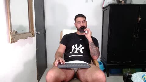 Tomas jhonson online show from 27, 1, 2025