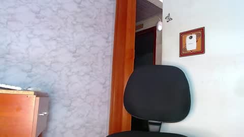 Tomyjailen online show from 7, 12, 2024