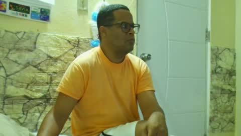 Antonio online show from 2, 4, 2026