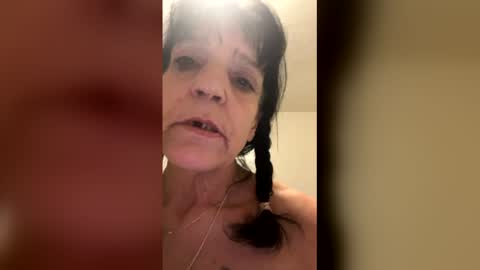 Snapshot of toni6967 chatting on 4, 12, 2025 toni6967 online show from 4, 12, 2025