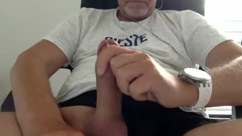 Snapshot of tonic999 chatting on 26, 7, 2026 Call me Calvin online show from 26, 7, 2026