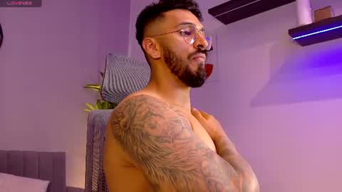 Snapshot of tony_muscle1 chatting on 11, 6, 2026 tony muscle1 online show from 11, 6, 2026
