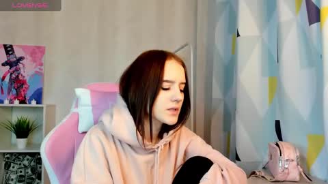 tonya_gray online show from 26, 12, 2024