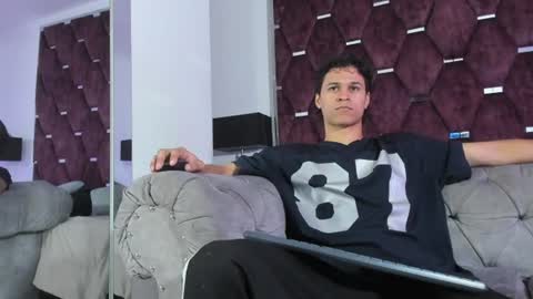Snapshot of tonybenedetti chatting on 8, 7, 2026 Tony Benedetti online show from 8, 7, 2026