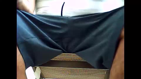 Snapshot of tonymcfly99 chatting on 19, 2, 2025 tonymcfly99 online show from 19, 2, 2025