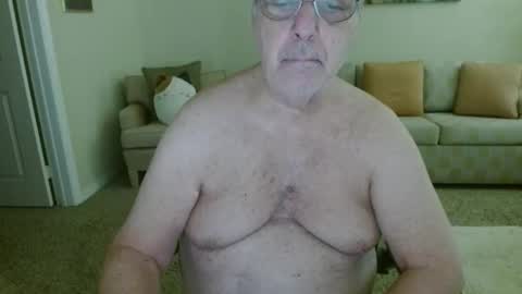 Snapshot of tonysview12000 chatting on 17, 10, 2025 tonysview12000 online show from 17, 10, 2025