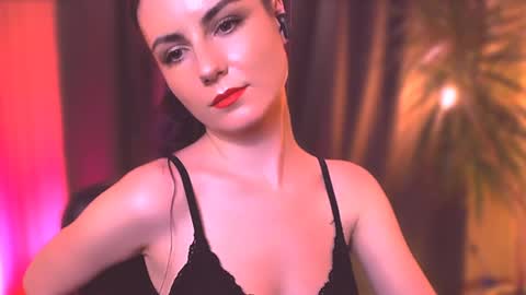 Snapshot of too_beautiful chatting on 28, 12, 2024 Elizabeth online show from 28, 12, 2024