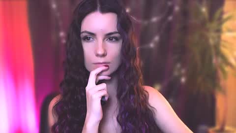 Snapshot of too_beautiful chatting on 31, 12, 2024 Elizabeth online show from 31, 12, 2024