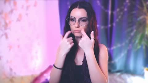 Snapshot of too_beautiful chatting on 13, 1, 2025 Elizabeth online show from 13, 1, 2025