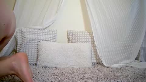 Isabel online show from 5, 2, 2026