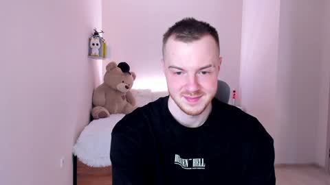 Snapshot of toohornyserj chatting on 11, 1, 2025 toohornyserj online show from 11, 1, 2025