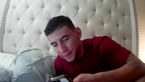 Snapshot of toomuchsmoke chatting on 7, 11, 2025 toomuchsmoke online show from 7, 11, 2025