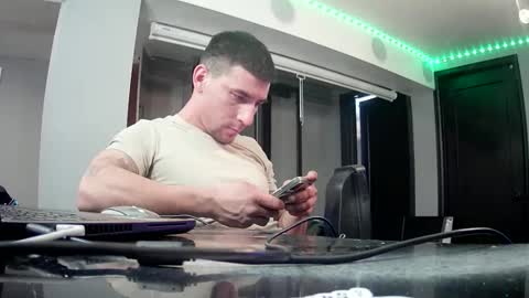 Snapshot of toomuchsmoke chatting on 11, 1, 2026 toomuchsmoke online show from 11, 1, 2026