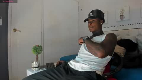 Snapshot of toower_ chatting on 25, 2, 2026 T O W E R online show from 25, 2, 2026