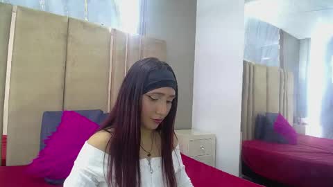 Topacio online show from 22, 4, 2026