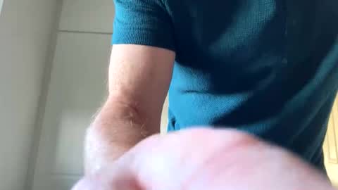 Snapshot of topgun02 chatting on 2, 11, 2025 topgun02 online show from 2, 11, 2025