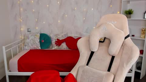 Snapshot of tori_cutie chatting on 4, 3, 2026 Tori online show from 4, 3, 2026