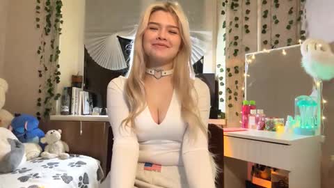 Lina online show from 26, 11, 2025