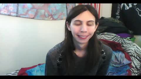 Snapshot of totalfuckingadorable chatting on 24, 1, 2025 Luna online show from 24, 1, 2025