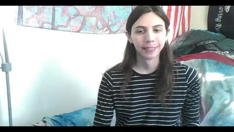 Snapshot of totalfuckingadorable chatting on 4, 3, 2025 Luna online show from 4, 3, 2025