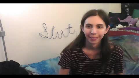 Snapshot of totalfuckingadorable chatting on 8, 10, 2025 Luna online show from 8, 10, 2025