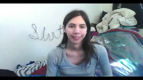 Snapshot of totalfuckingadorable chatting on 16, 10, 2025 Luna online show from 16, 10, 2025