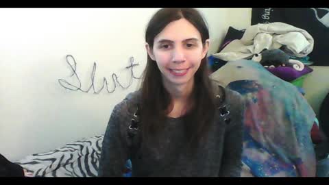 Snapshot of totalfuckingadorable chatting on 23, 10, 2025 Luna online show from 23, 10, 2025