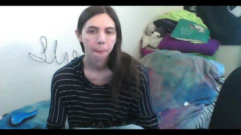 Luna online show from 5, 4, 2026