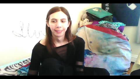 Luna online show from 12, 4, 2026