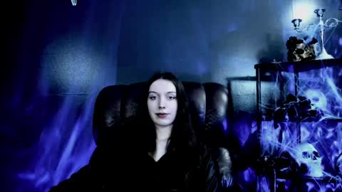 toxicdomme online show from 15, 4, 2026