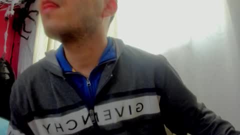 Snapshot of toxiclove01 chatting on 13, 10, 2025 toxiclove01 online show from 13, 10, 2025