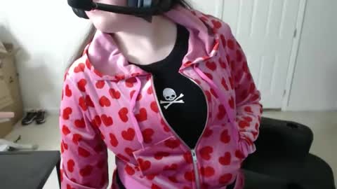 Snapshot of toxikink chatting on 7, 2, 2026 toxikink online show from 7, 2, 2026