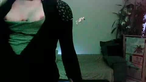 Snapshot of toyboybitchslut chatting on 16, 7, 2026 Patrizia online show from 16, 7, 2026