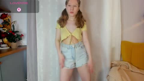 tracy_aww online show from 9, 4, 2026